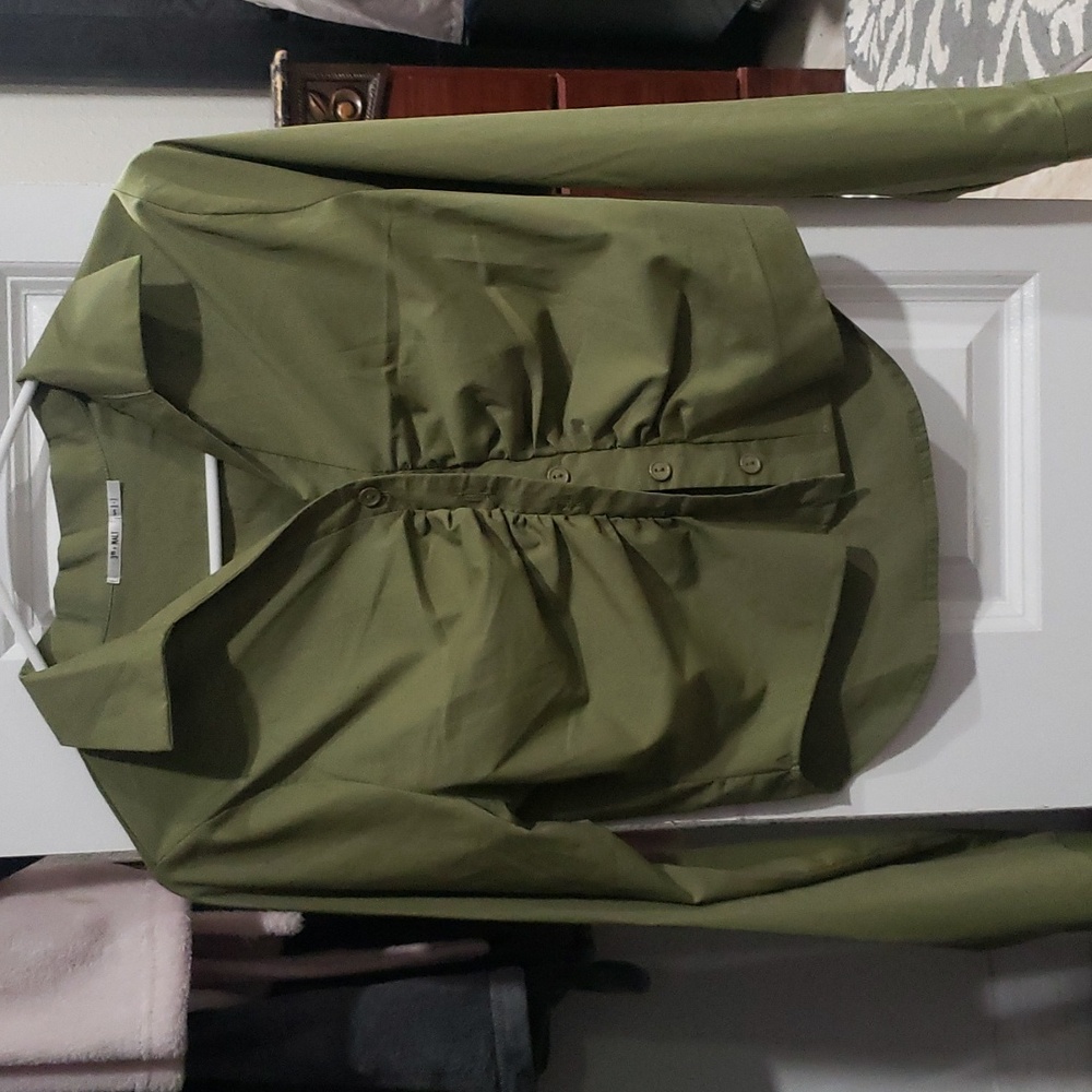 Brand: 3rd + malt/ Size: small